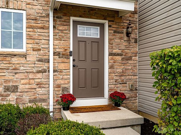 2nd image of 9938 Scotch Pine Dr