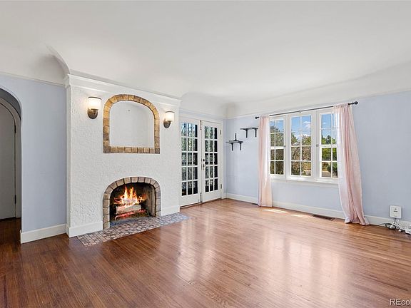 3rd image of 695 S Dale Court