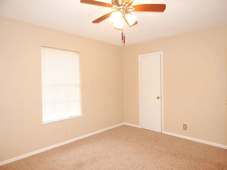 11927 State Highway 64 E — Photo 26