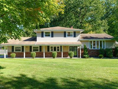 9132 Meadow Ln, Brecksville, OH, 44141