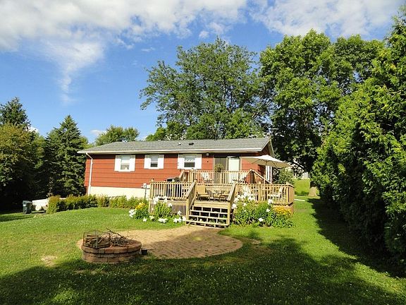 5th image of 2807 Hillcrest Dr