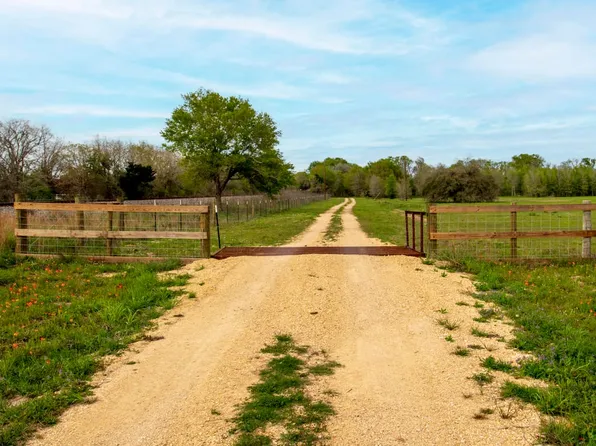 Fm 154, Flatonia, TX 78941