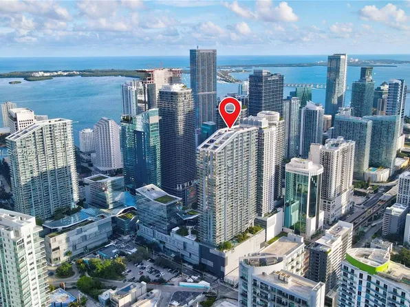 88 SW 7th St APT 2706, Miami, FL 33130