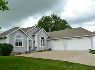 7431 SW Arthurs Rd, Topeka, KS 66610