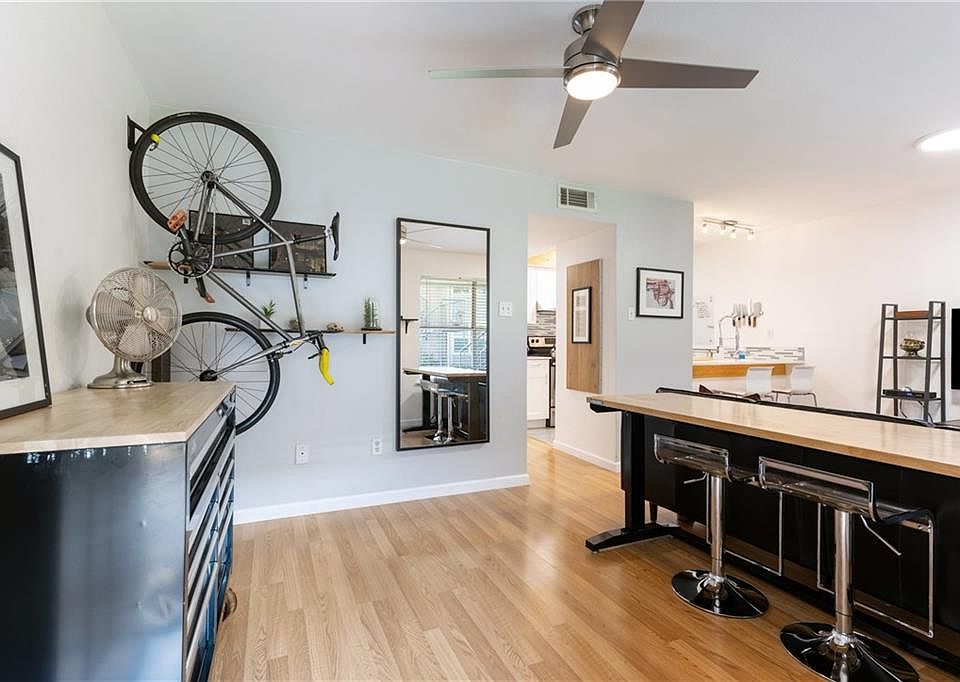 1st image of 2450 Ashdale Dr APT 113
