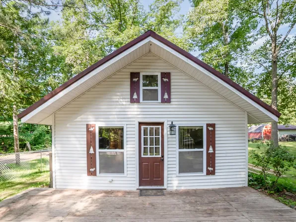 4246 Gilding Rd, Beaverton, MI 48612