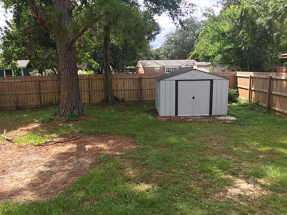 3rd image of 7136 Glendora St