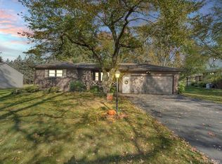 5093 Helene Ave, Shelby Township, MI 48316