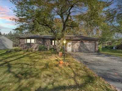 5093 Helene Ave, Shelby Township, MI, 48316
