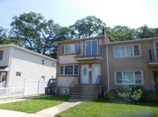 14505 232nd St, Springfield Gardens, NY 11413