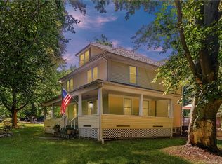 398 Flax Hill Rd, Norwalk, CT 06854