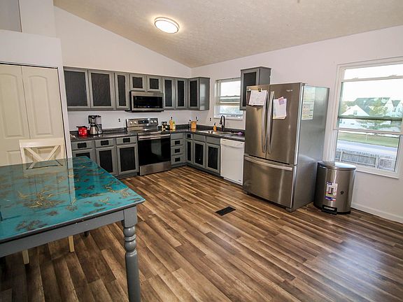 5th image of 2454 Hoose Dr