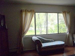 5th image of 48 Brittany Dr
