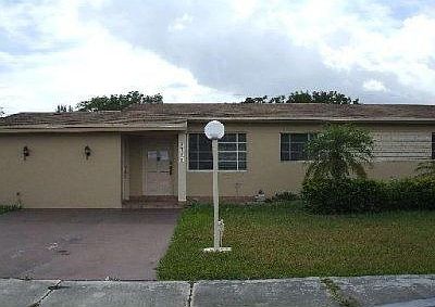 2nd image of 8360 SW 42nd St