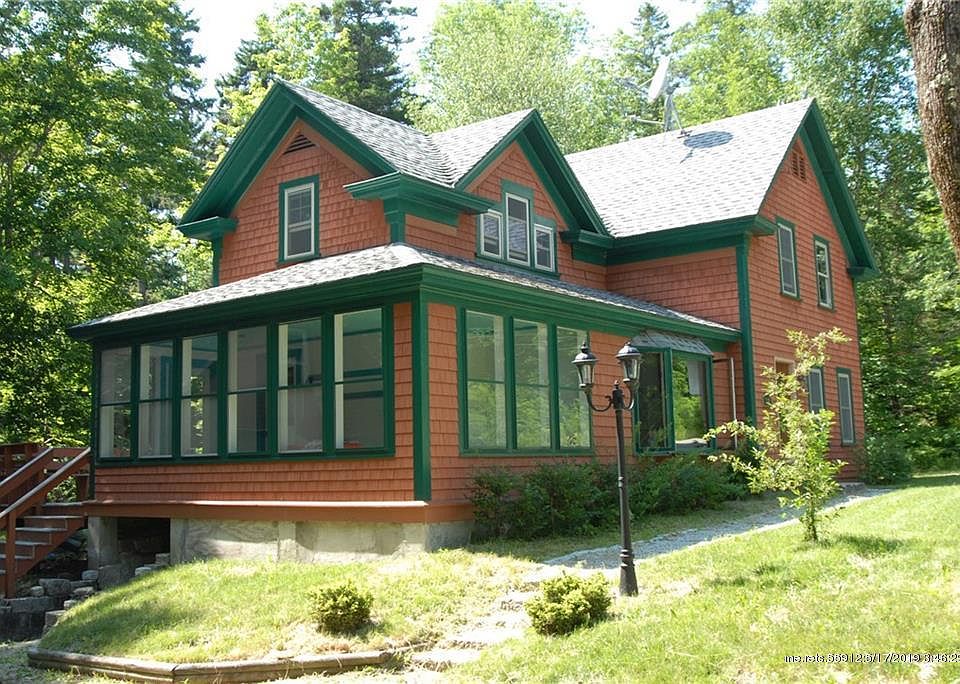 2nd image of 712 Reach Rd