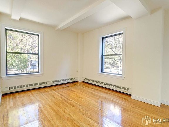 4th image of 17 Park Ave APT 202