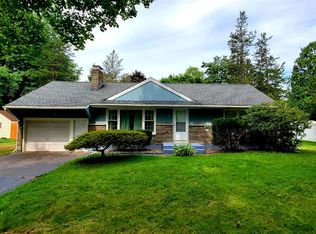 130 Okara Dr, Schenectady, NY 12303
