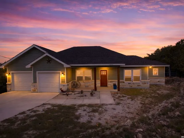 1244 Lasso, Canyon Lake, TX 78133