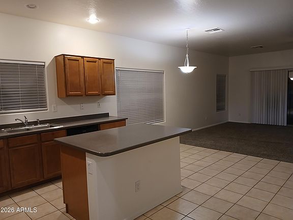 4th image of 33403 N WASH VIEW Road