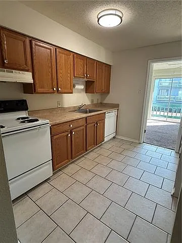 2300 Pasadena Ave #309 — Photo 3