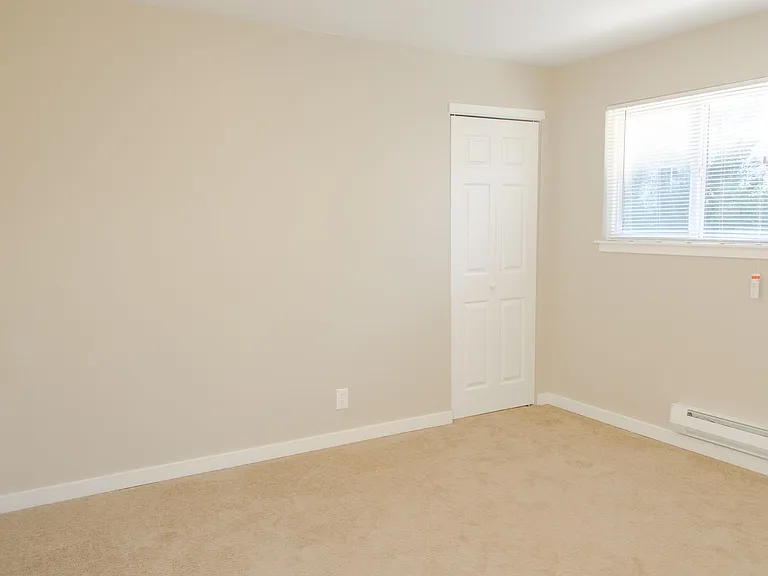 4417 Bagley Avenue N — Photo 8