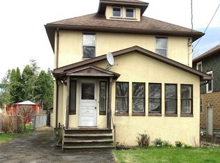 10 1/2 N Liberty Ave, Endicott, NY 13760