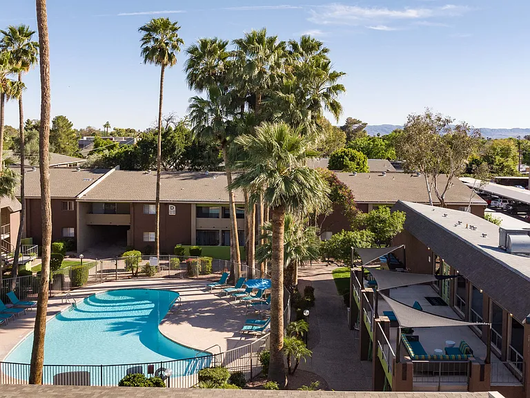 Arcadia Villa Apartments — Photo 12