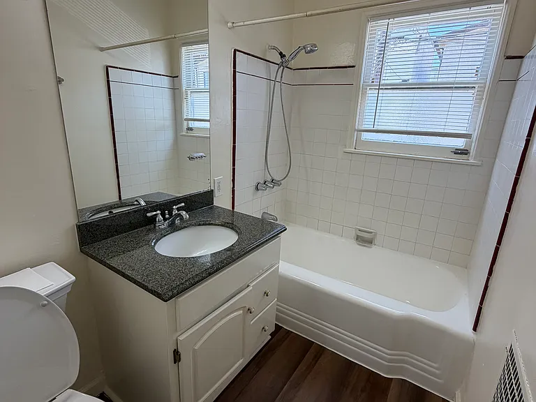 417 E Palm Ave #1/2 — Photo 21