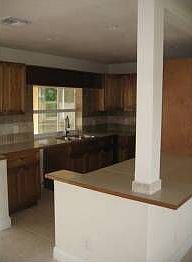 2nd image of 124 SE 29th Ave