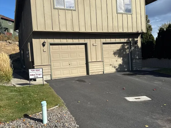 luc143, 1431 NE Lucinda Ct APT 01, Bend, OR 97701