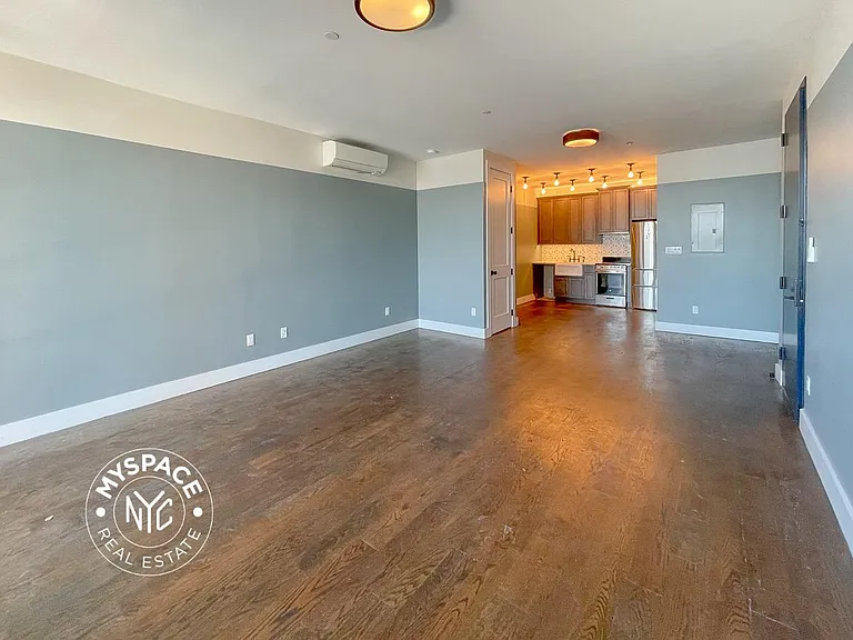 187 Kent Ave #702 — Photo 5