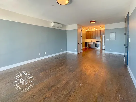 Rented by MySpaceNYC | media 5