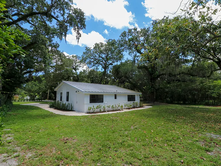 2101 Riverland Rd — Photo 22