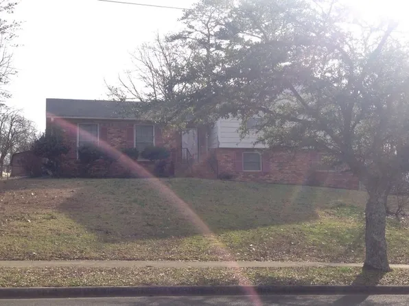 621 Sunhill Rd, Birmingham, AL 35215