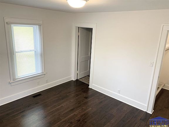 5th image of 3000 Fenwood Ave