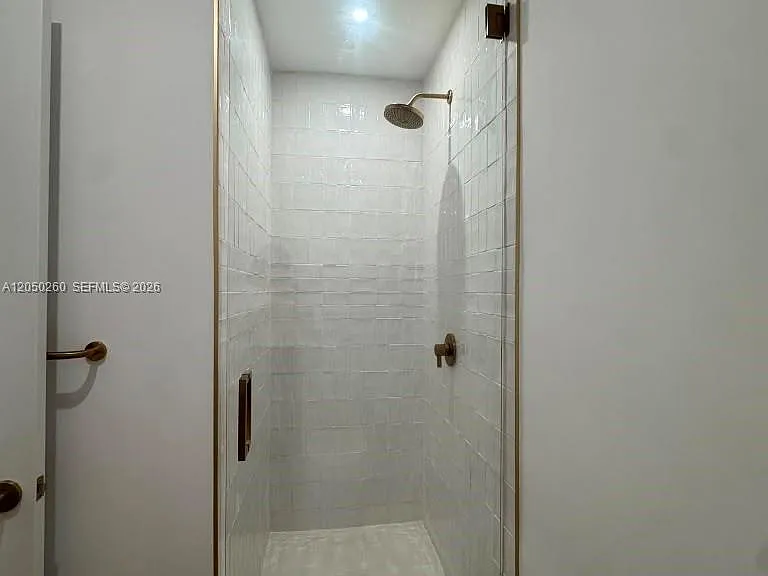 90 NE 32nd St #206 — Photo 9