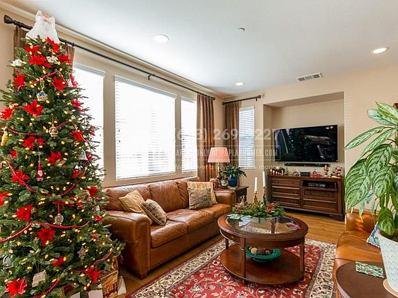 3rd image of 42990 Avenida Amistad #1