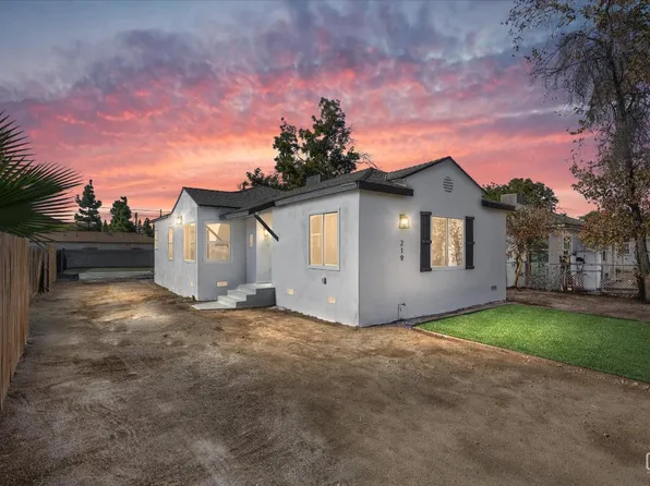 219 8th St, Bakersfield, CA 93304