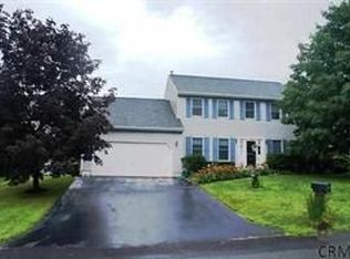 18 Hydor Dr, Castleton, NY 12033