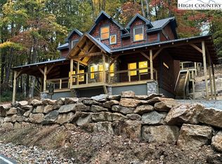 1015 Pine Ridge Rd, Beech Mountain, NC 28604