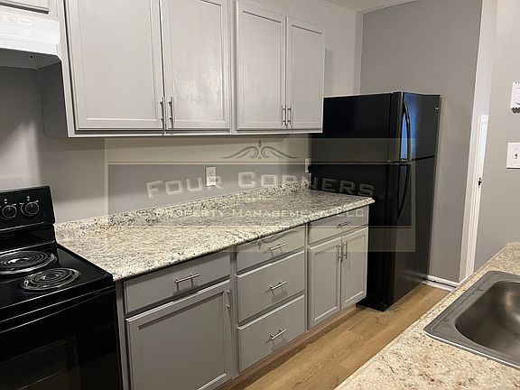 2nd image of 3814 Mosby Dr #F