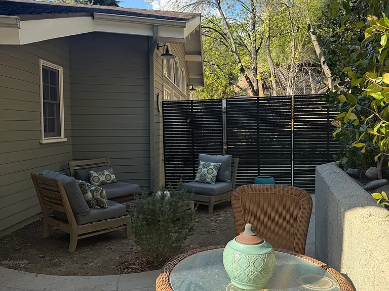 Martha St — Photo 13