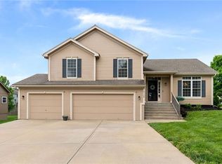 9728 N Marsh Ave, Kansas City, MO 64157