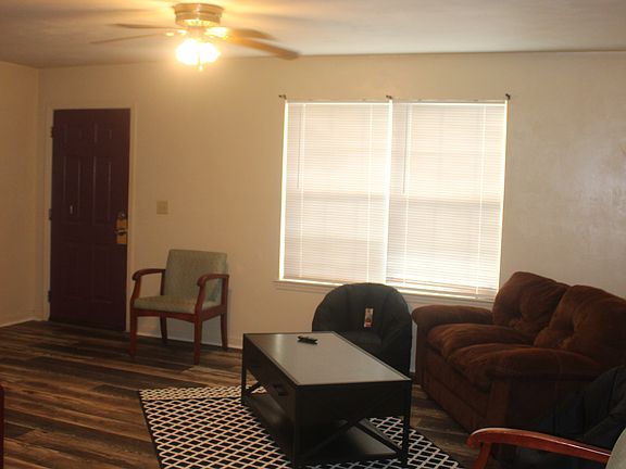 4th image of 1315 Pinellas St #3