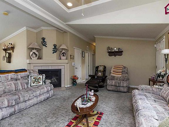 4th image of 2994 Petunia Ln