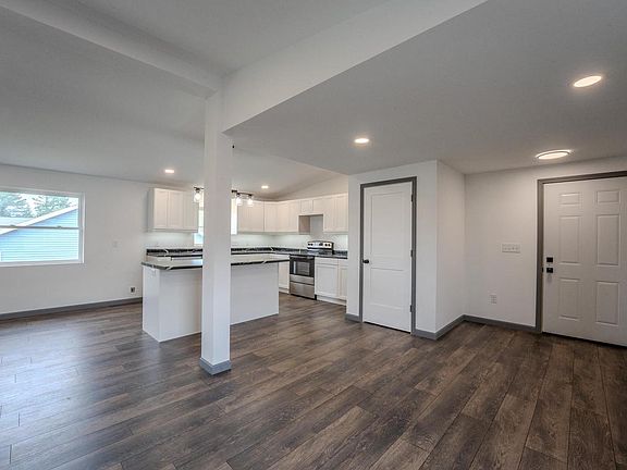 5th image of 604A EUGENE STREET