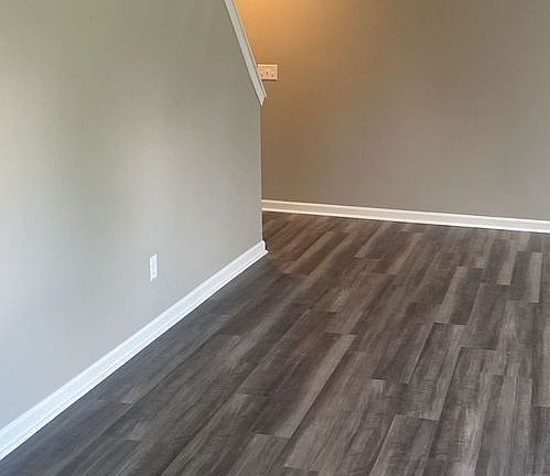 2nd image of 2164 Pine Valley Dr