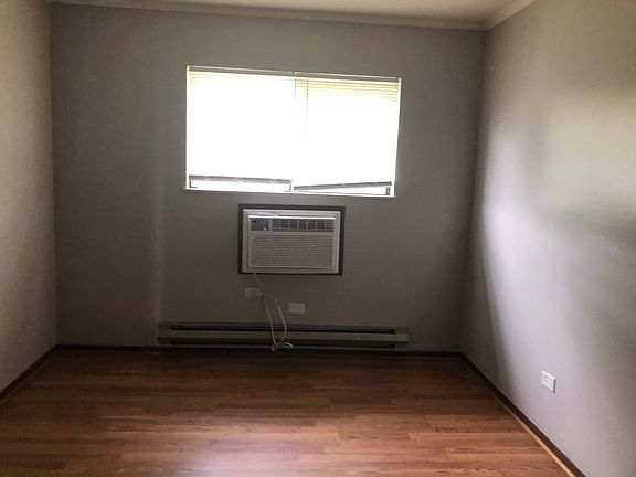 5th image of 1515 N Silver Ln APT 3A