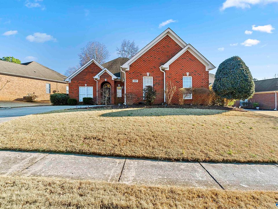 1st image of 107 Blackwood Dr