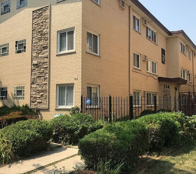 1st image of 714 N Austin Blvd #103